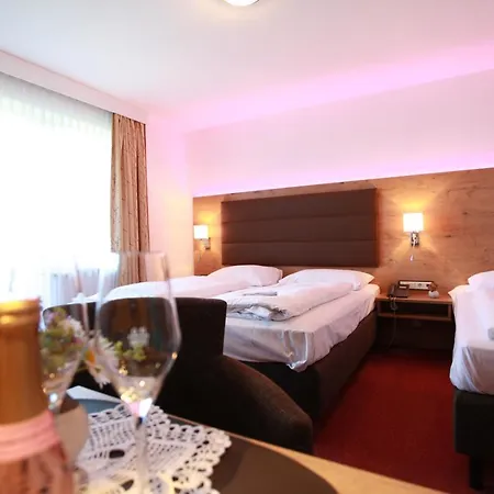 Отель Hotel-restaurant Am Hochfuchs 3*