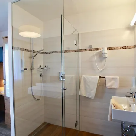 Hotel-restaurant Am Hochfuchs اوغندورف