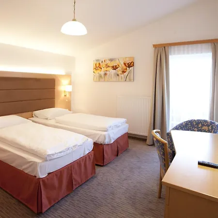 Hotel-restaurant Am Hochfuchs اوغندورف